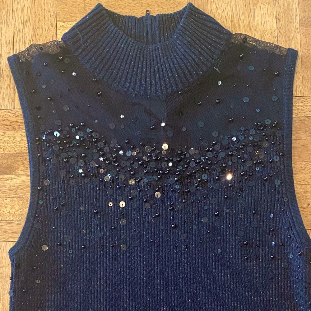 Sleeveless knit sweater by Once Again sz large